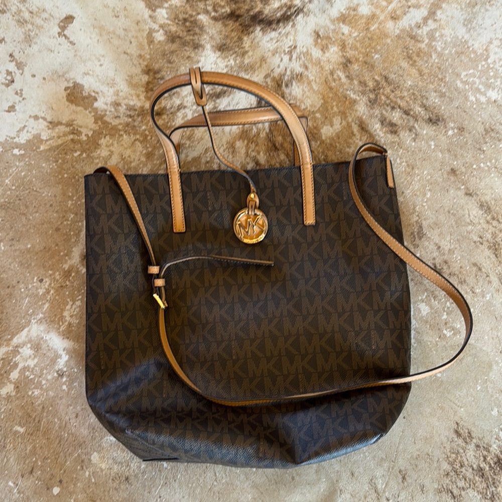 Michael Kors Black and Tan Tote Bag